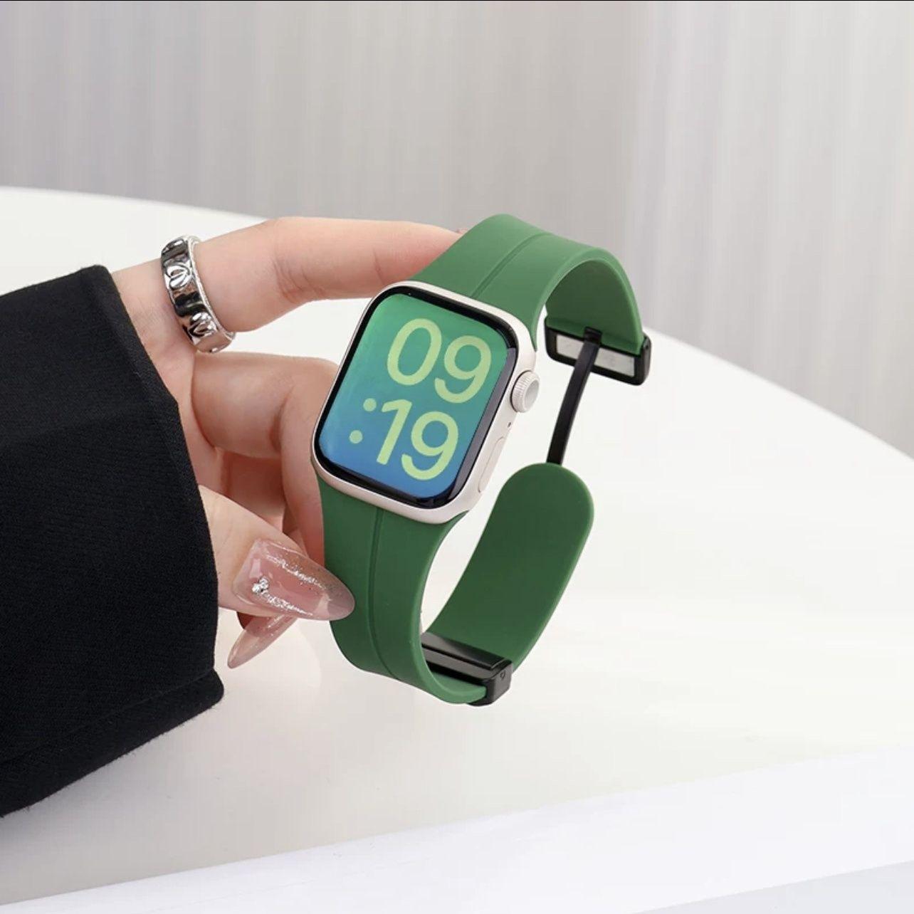 Correa de reloj Apple aplicable iwatch10987Ultra silicona líquida con hebilla plegable magnética carcasa protectora de caramelo