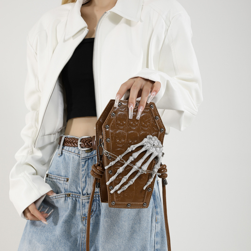Cross-border bag Diablo Gothic Style Women's Bag 24 Autumn New Fashion Women's Bag Skeleton Hand Personalized Rivet Shoulder Bag Cross-border bag Diablo Gothic Style Women's Bag 24 Autumn New Fashion Women's Bag Skeleton Hand Personalized Rivet Shoulder Bag