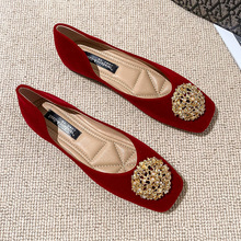 一件包郵方頭紅色婚鞋女軟底大碼單鞋新款中式秀禾氣質新娘鞋女鞋平底鞋子