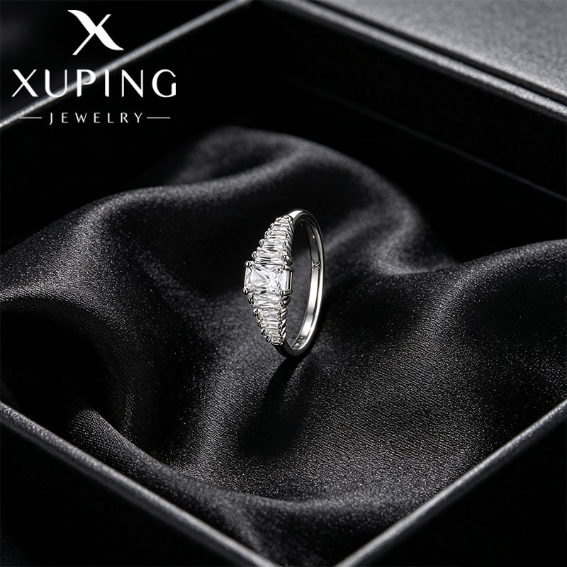 Anillo Geométrico Cuadrado de Aleación de Cobre Galvanizado para Mujer