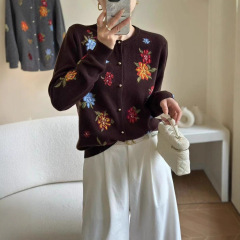 重工花卉刺绣羊绒开衫女秋冬新款休闲宽松圆领单排扣短款外套女