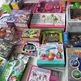 玩具论斤称按斤批摆摊货源夜市广场小孩夜市创意热销遥控热卖半斤