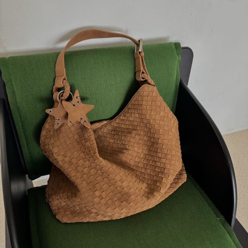 Autumn and Winter New Style Suede Frosted Velvet Hand-Woven Tote Bag for Women Large Capacity Large Bag Versatile Single Shoulder Crossbody Bag