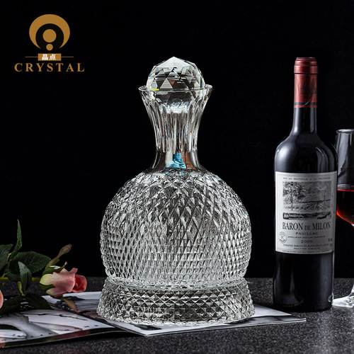 European Crystal Glass Vortex Red Wine Decanter Set Home Use Rotating Top Pouring Glass Barware Luxury High-End