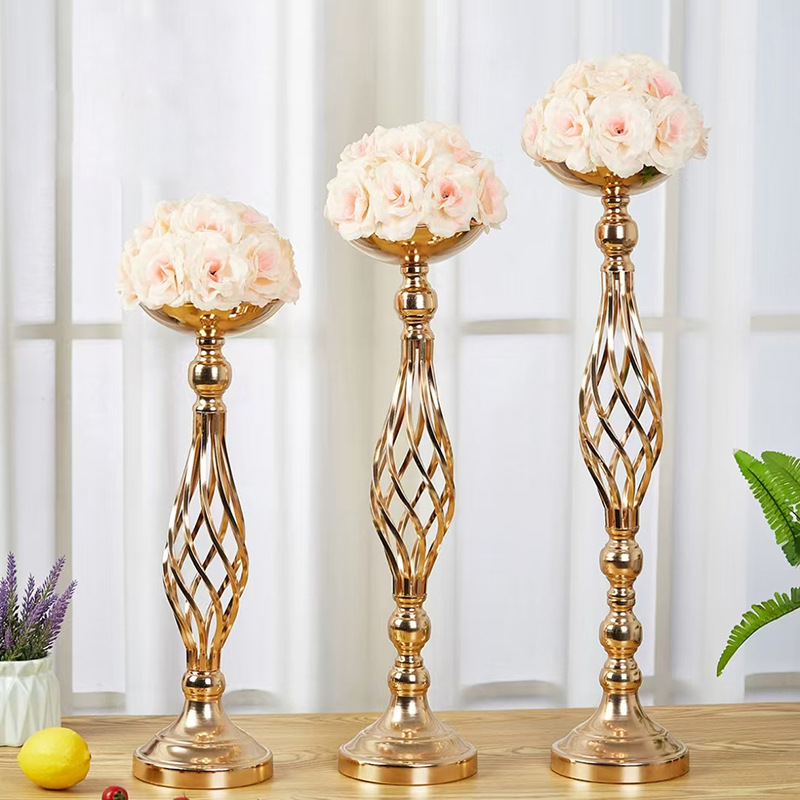 麻花铁艺烛台婚礼布置浪漫餐桌蜡烛台现代签到摆台橱窗酥油灯桌花