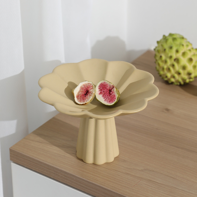 Simple Copa plato de fruta decoración de cerámica hogar sala de estar mesa de café plato de fruta plato de merienda fruta seca plato de caramelo al por mayor