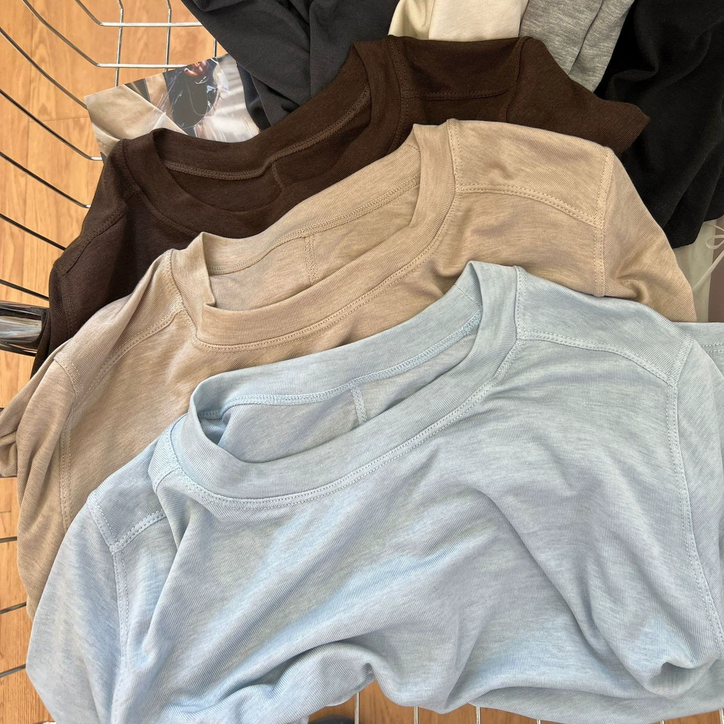 Весенний и осенний новый тонкий шерстяной туник с мягким восковым круглым вырезом тонкая тонкая футболка с длинными рукавами