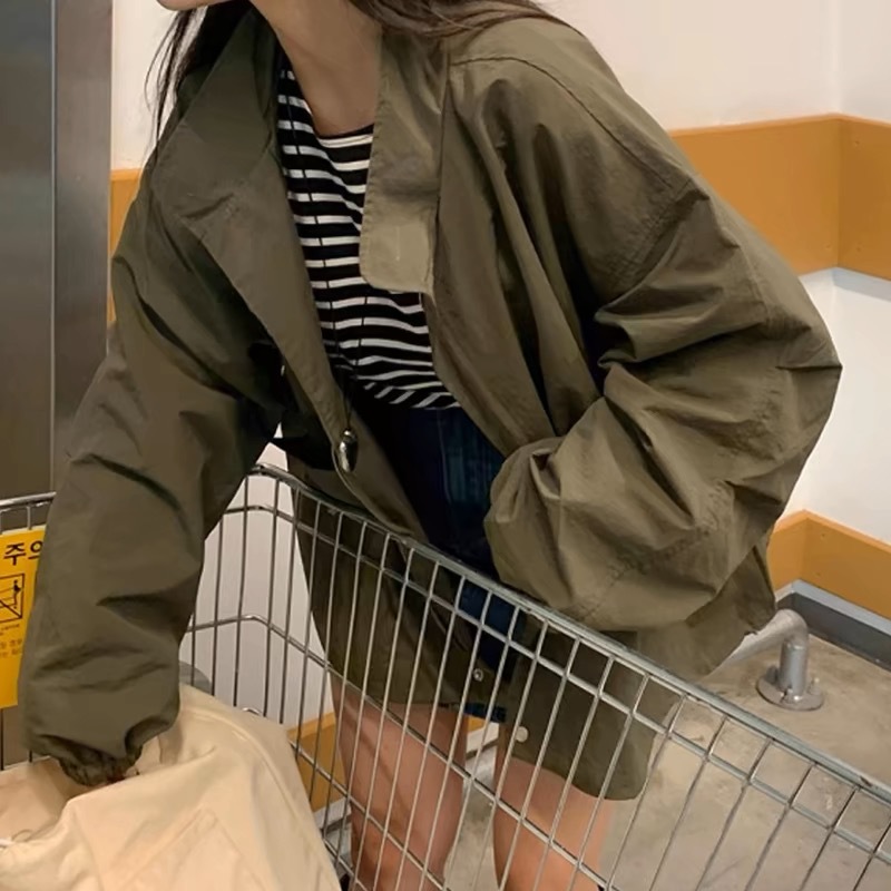 South Korea Chic Spring and Autumn Simple Retro Collar Loose Casual All-match Jacket Pleated Design Windbreaker Jacket for Women