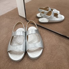牛皮版～小眾設計露趾松糕厚底涼鞋女新款百搭銀色絆帶羅馬鞋