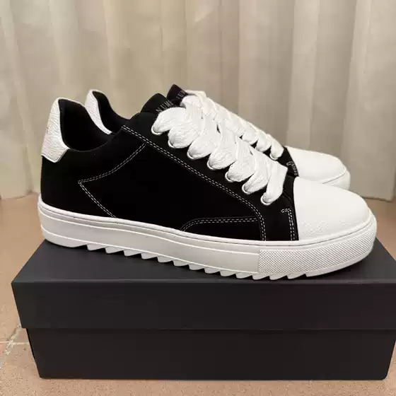 In Stock Numeris Shoes Black & White Suede Skate Sneakers with Contrast Stitching, Street Style for Men