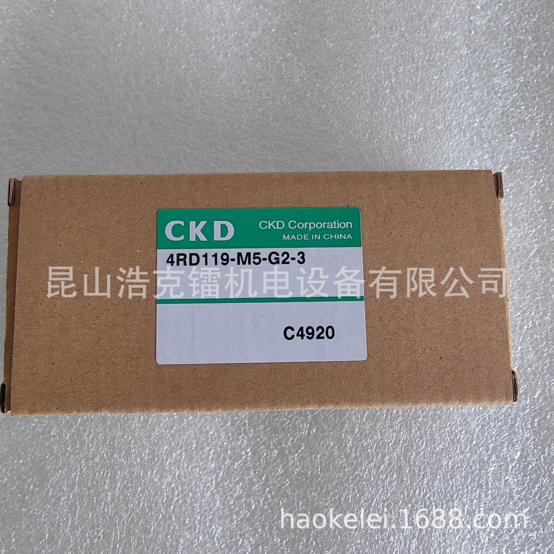 FAB31-8-6-A2C-AC110V 电磁阀 全新 原装