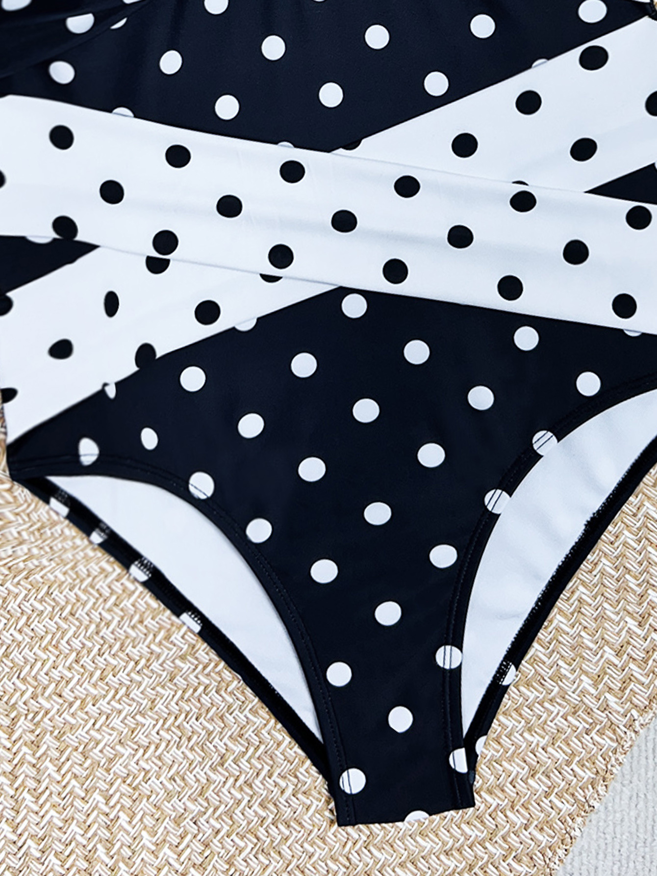 New Women's Black White Print Body Push Up One Piece Swimsuit Style Bikini_ecoleips.com