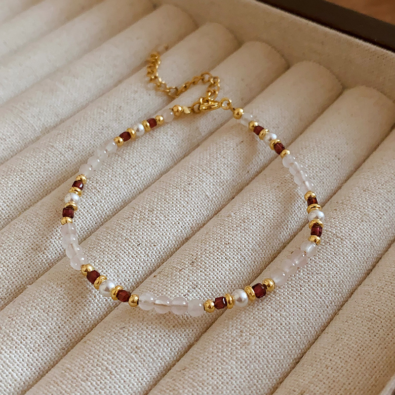 Brazalete con cuentas multicapa de cuentas de mijo de estilo bohemio para niñas, estilo étnico de verano, lujo ligero, joyería de mano retro de nicho