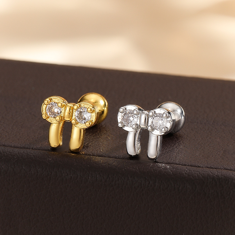 Labret piercing jewelry detail image