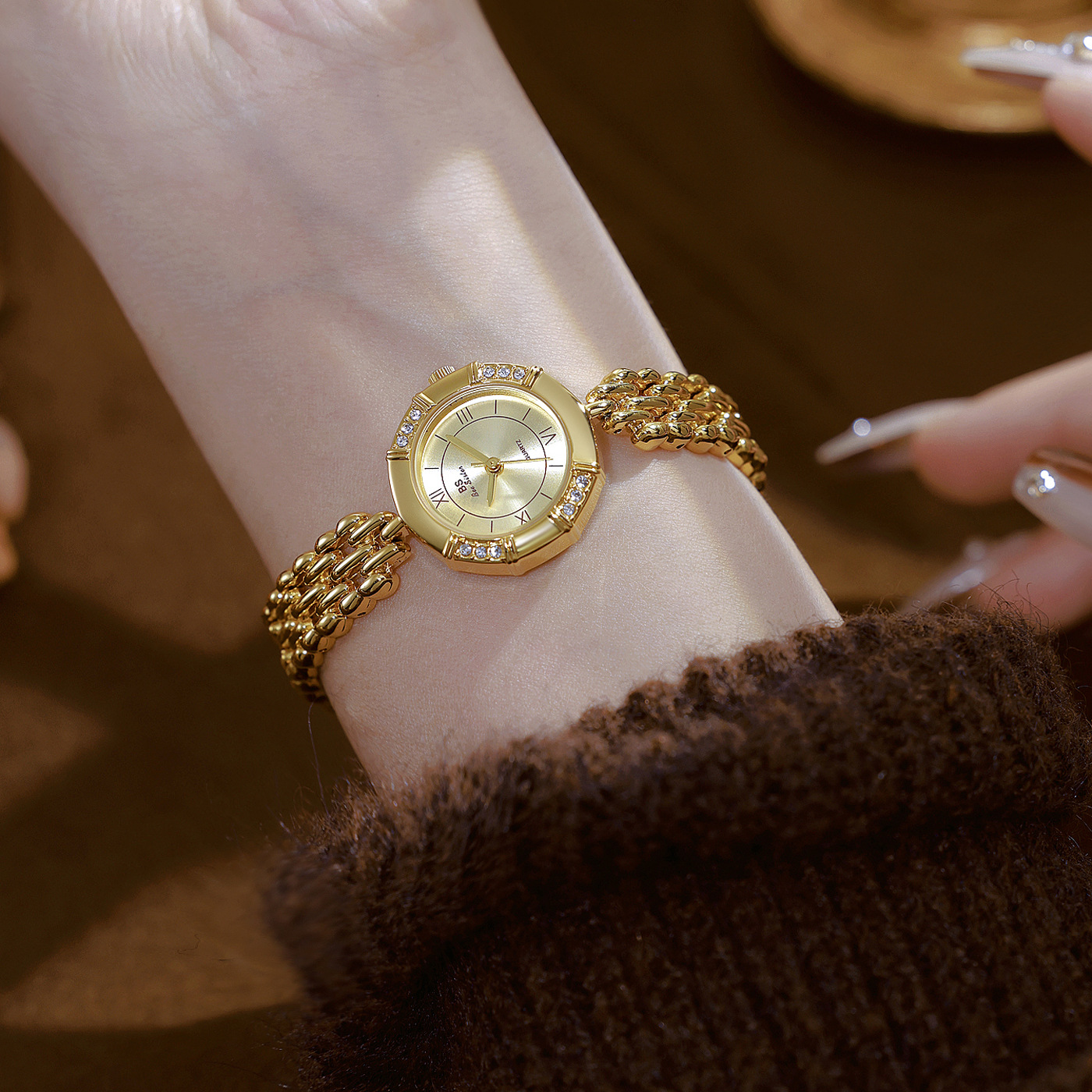 55g Weight Tempered Glass Mirror Material Fine Steel Strap Material Watch Classification Pointer Display Type Jewelry Buckle Buckle Style Diamond Dial Shape Casual, Tea Party Occasion Quartz Movement Solid Color Pattern All Seasons Season Women's Gender Elegant, Classic Style Style Elegant Classic Style Solid Color Jewelry Buckle Quartz Watch 8