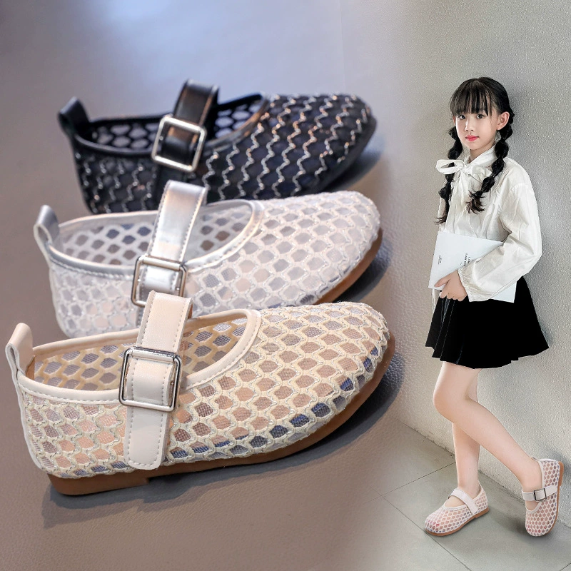 Сандалии для девочек Детская обувь 2025 Летняя корейская версия новая дышащая сетка обувь полые детские одиночные ботинки маленькая девочка обувь принцессы