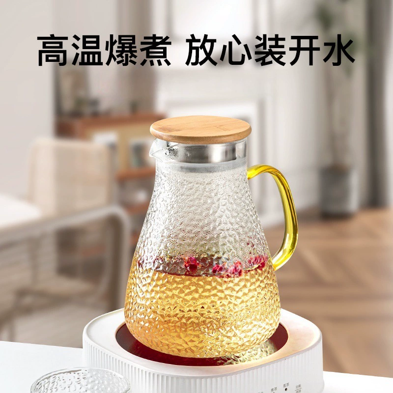 Glass capacious teapot for home use, transparent flavored tea