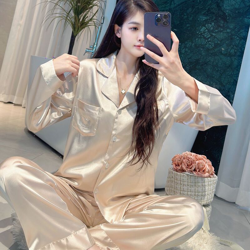 Gold-Embellished Cat Design Korean Style Rhinestone High-End Ice Silk Pajama Set for Women, Long-Sleeve Spring and Autumn Trendy Satin Loungewear for Women