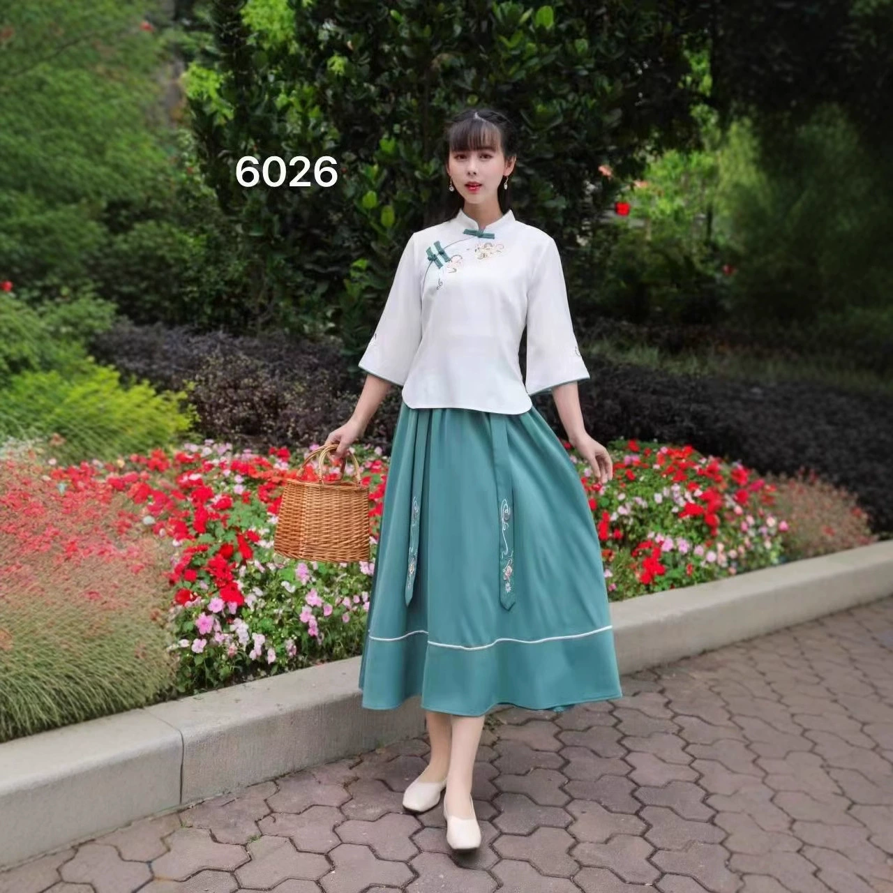 Ханьфу Летняя Китайская Республика Улучшенный антикварный костюм из двух предметов Cheongsam Маленький костюм из свежего хлопка и льна в китайском стиле Одежда для чайного искусства