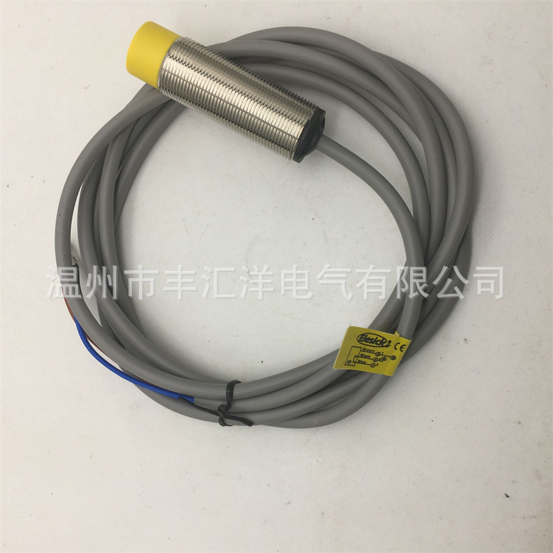 传感器 EA2M1204NAE-B  EA2M1204PBE-B