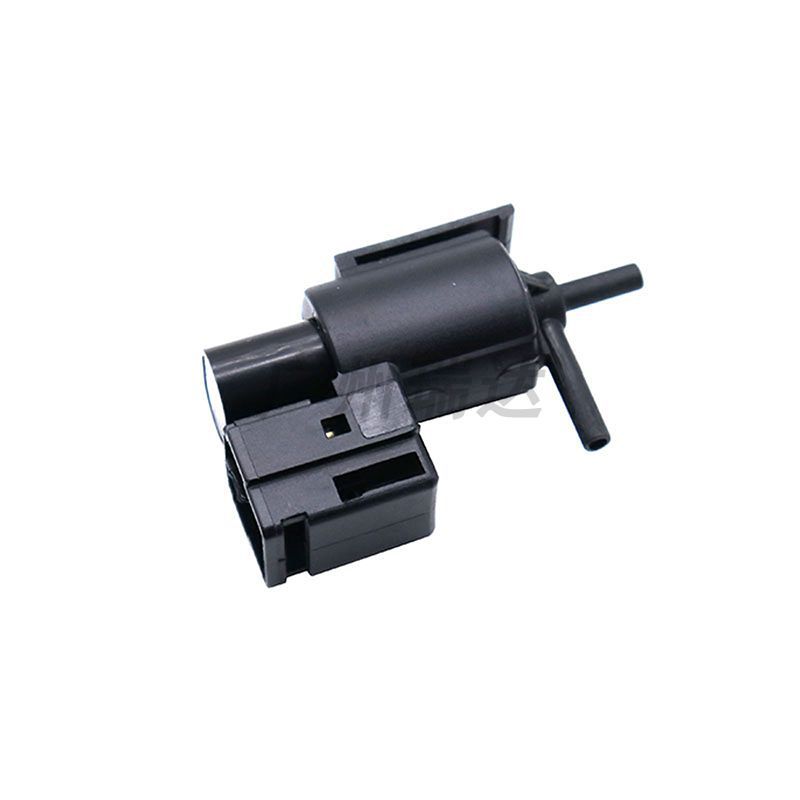 K5T49090 es adecuado para la válvula solenoide de vacío de piezas de automóviles Mazda