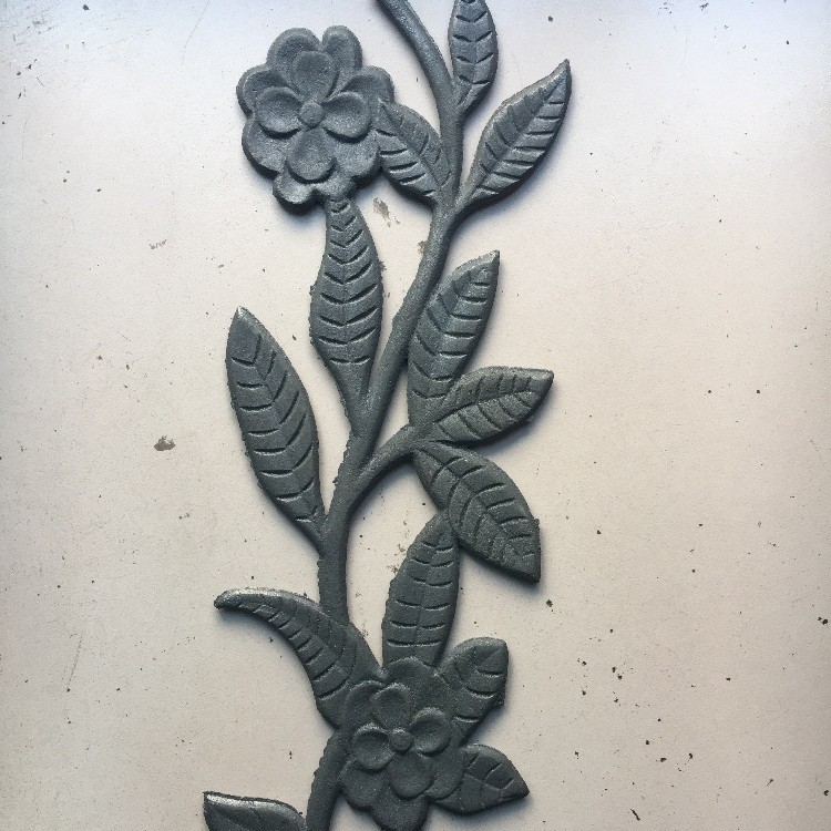 玫瑰花件可焊接铁艺件大门栏杆装饰用厚重款尺寸600*180型号1009