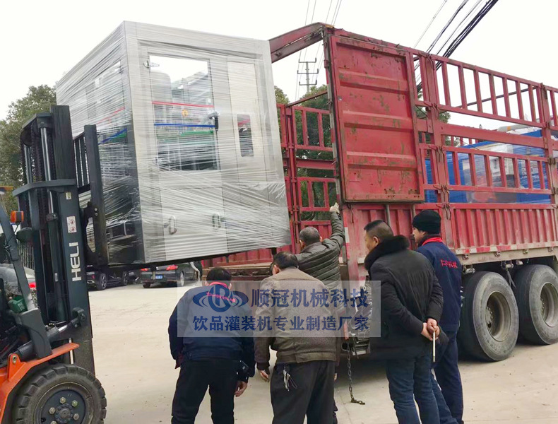 全自动液体肥料灌装机 农药灌装机 营养液灌装机