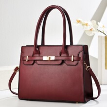 �羳Ůʿ������¿�r�д������μ�б��Ů�����s�K�����ɫ�t���