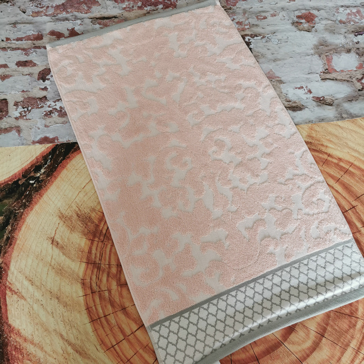 Export to Europe and the United States Xinjiang cotton yarn-dyed jacquard double-sided terry towel bath towel wipe face towel multi-color optional