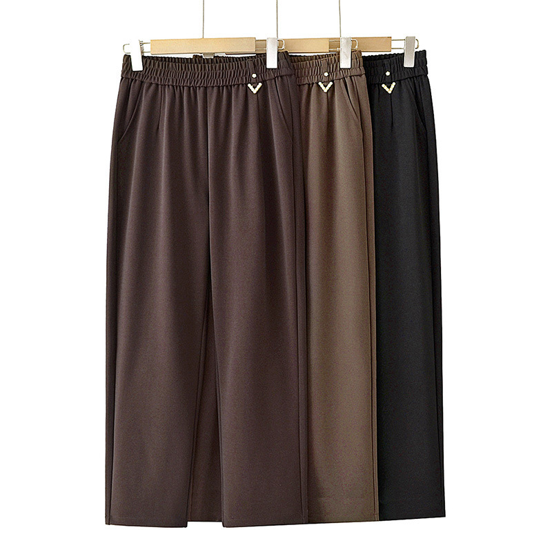 Middle-aged and elderly women's pants, new spring and autumn high-waisted elastic straight pants, black loose plus-size casual women's trousers Middle-aged and elderly women's pants, new spring and autumn high-waisted elastic straight pants, black loose plus-size casual women's trousers
