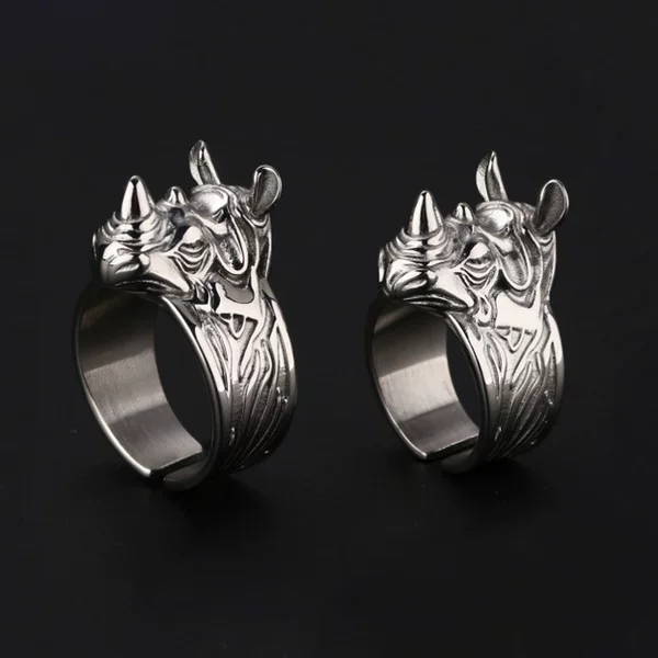 Portable Self-Defense Tools for Men and Women, Creative Anti-Wolf Rhino Weapons, Legal Self-Defense Finger Rings