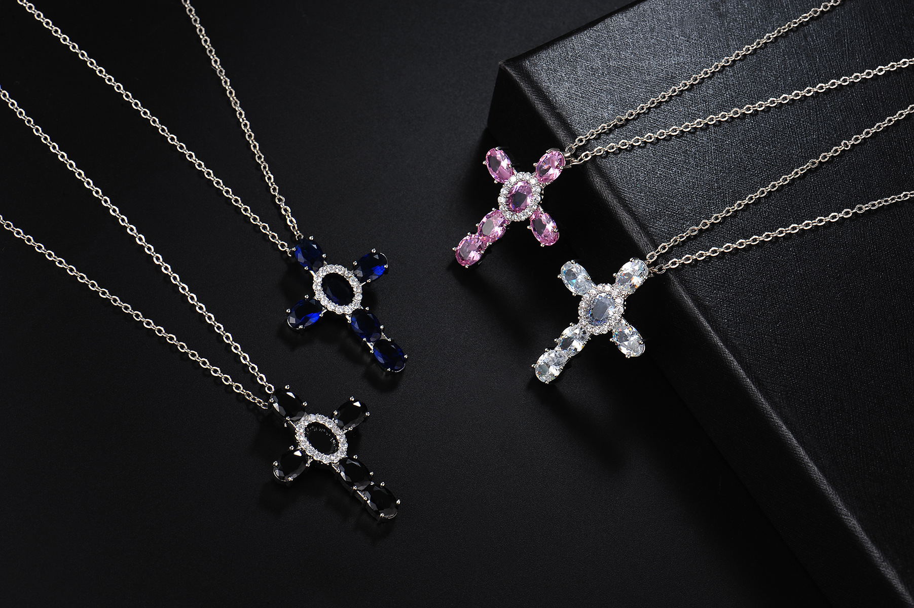 Retro Cross Copper Inlaid Zircon Pendant Necklace 1 Piece