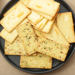 本壘北海道素食脆餅9種類蔬菜薄脆芝士餅乾脆片網紅休閒零食288g