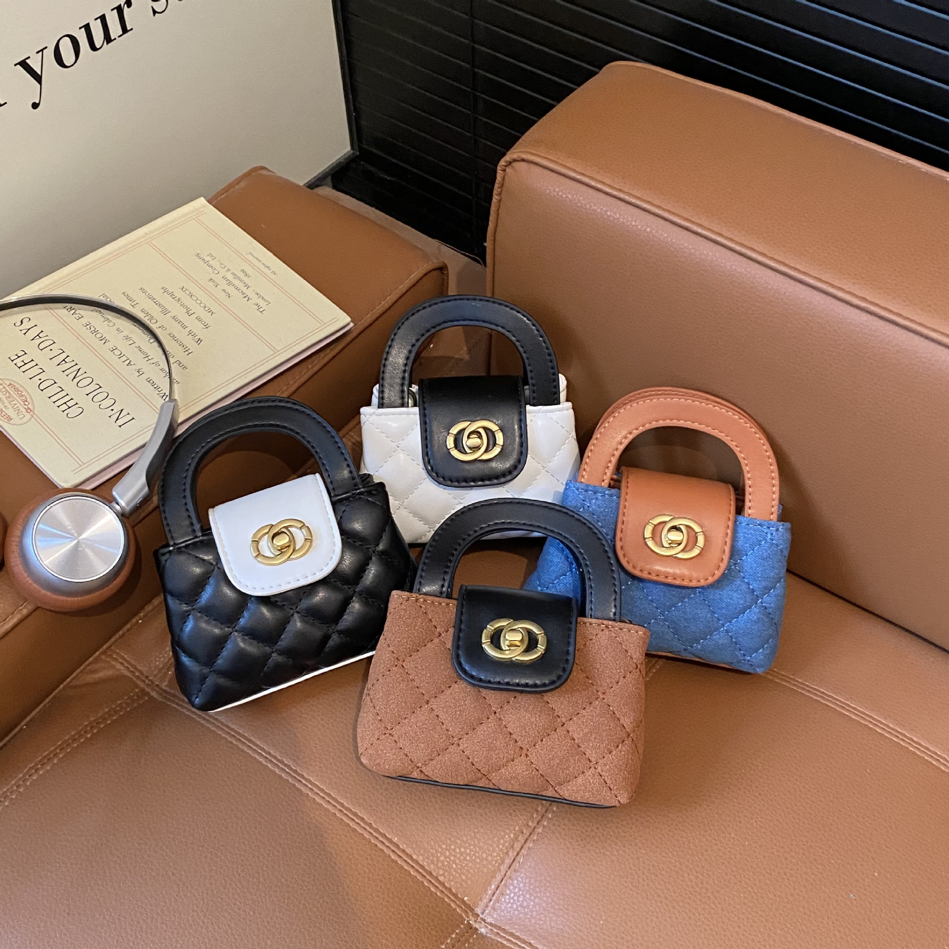 Bolso de hombro para niños y niñas de color contrastante de moda, bolso de mano para niñas, exquisita mini bolso de hombro para niños