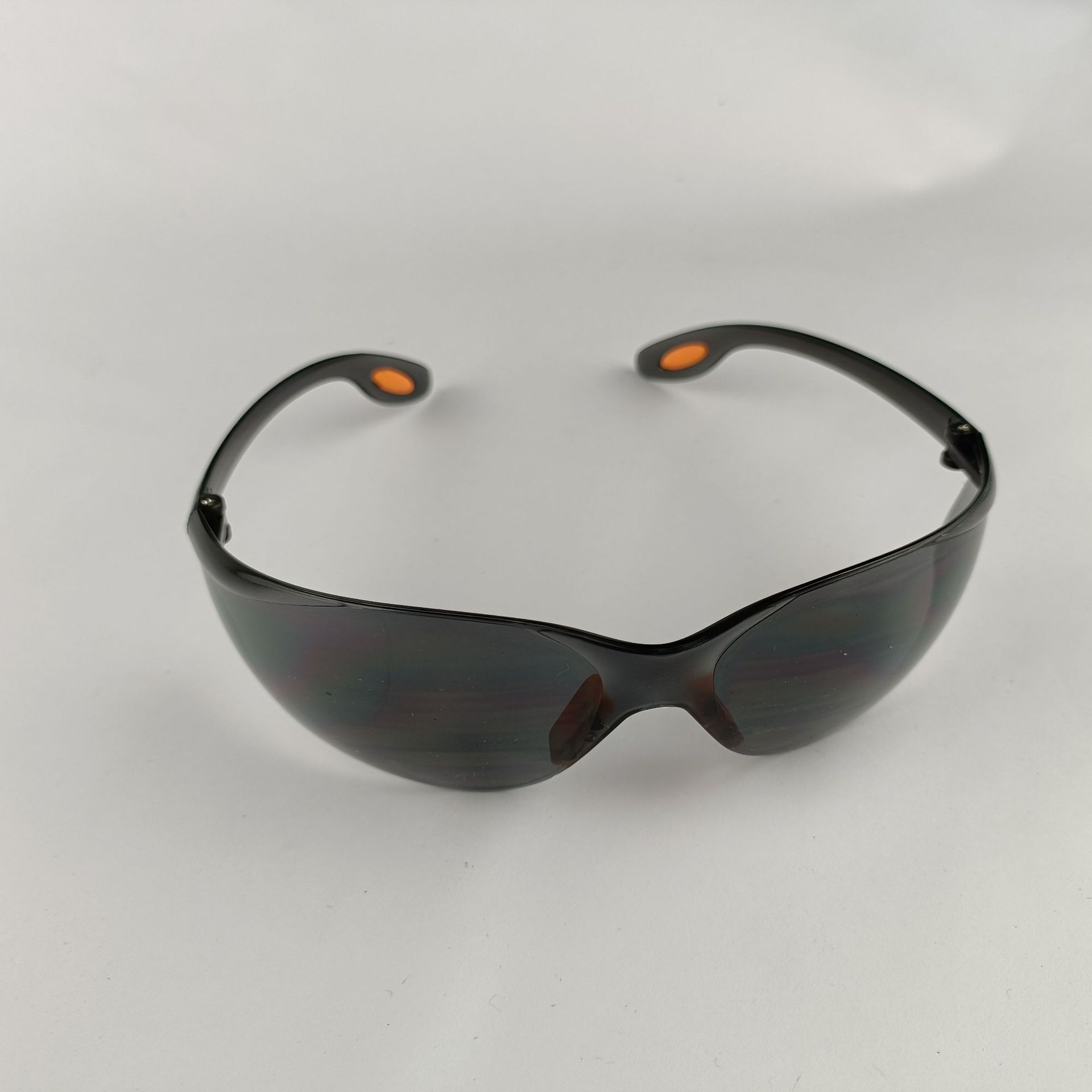 实验室防飞溅眼镜