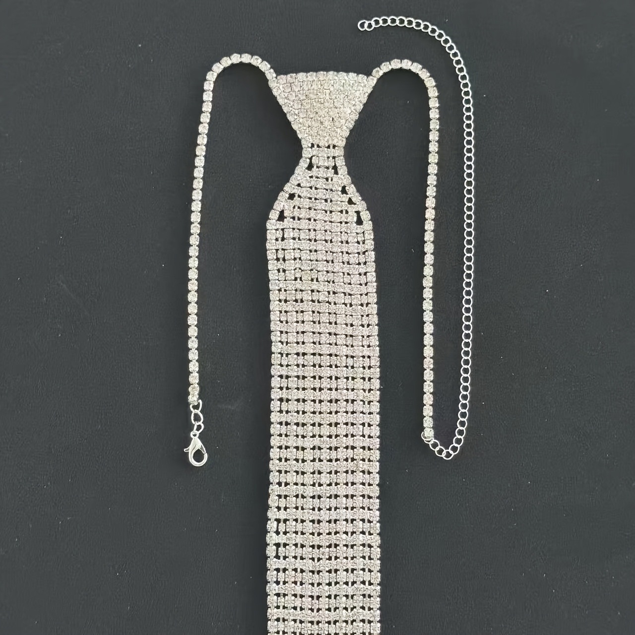 Collana da sposa con fiocco in strass per gioielli da nozze_voghion.com