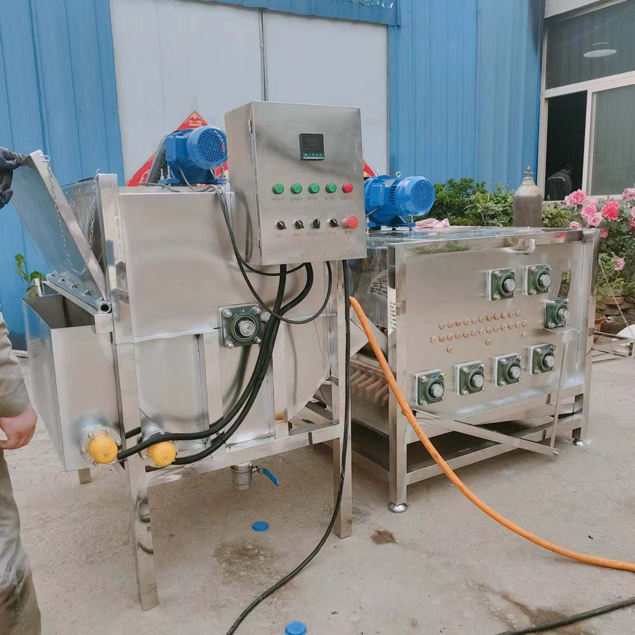 家禽自动烫毛脱毛机 鸡鸭鹅宰杀通用烫脱电脑控制一体机