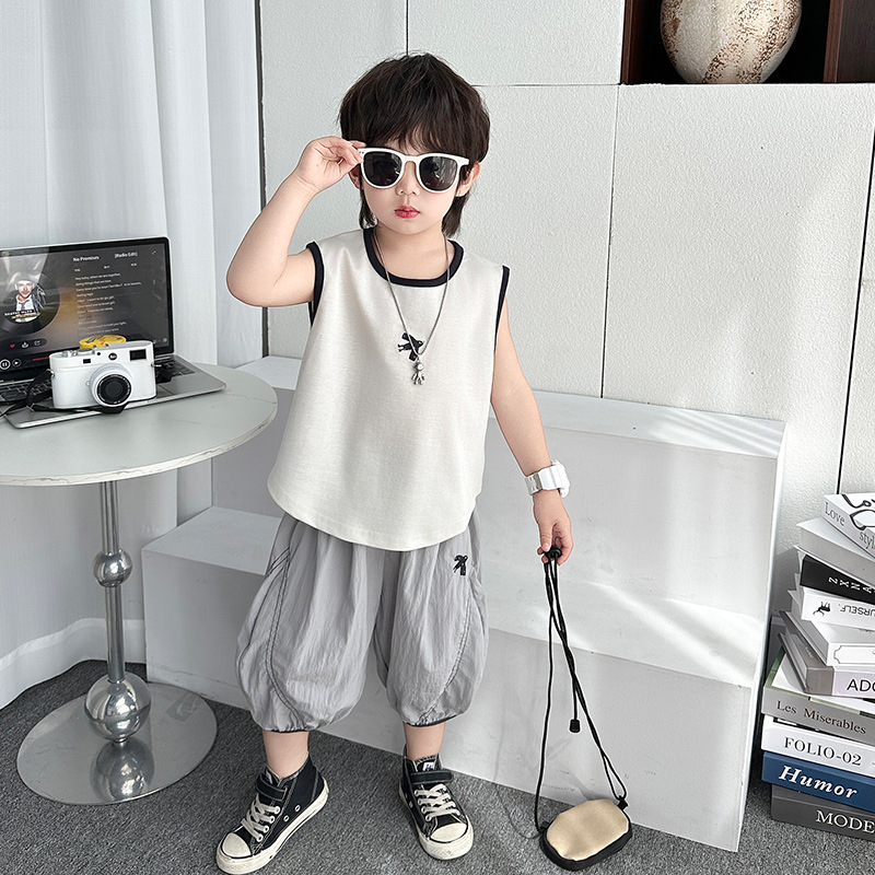 7397 traje de chaleco para niños 2025 nuevo estilo de verano para niños ropa sin mangas de celebridades de Internet bebé verano ropa para niños coreanos