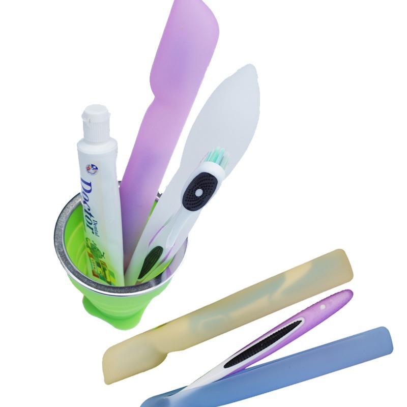 创意居家用品硅胶牙刷套厂家批发出差旅行便携可折叠硅胶牙刷盒