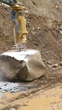 大型機載式鑽孔劈裂一體機礦山開采岩石爆破
