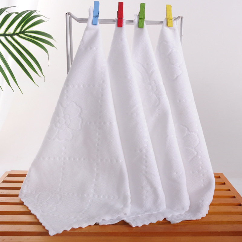 White Embossed Small Square Towels, Wet Wipes, Hotel Bathing and Cleaning, Kindergarten Disposable Napkins, Wholesale Square Towels