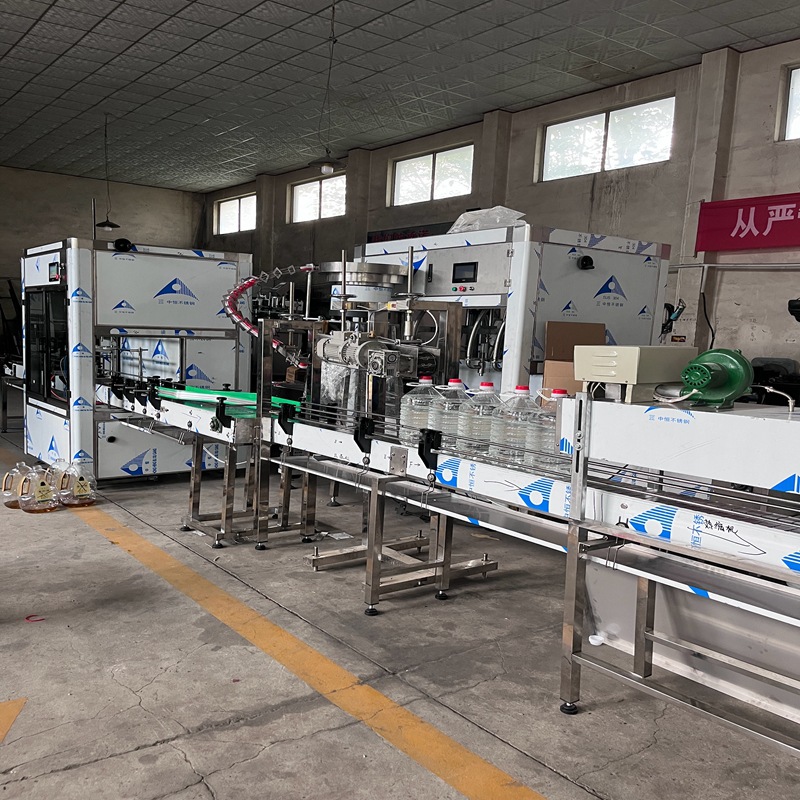 Máquina de llenado de aceite comestible automático de 4 cabezas línea de producción de llenado de aceite de colza de soja equipo de llenado automático de aceite image 5