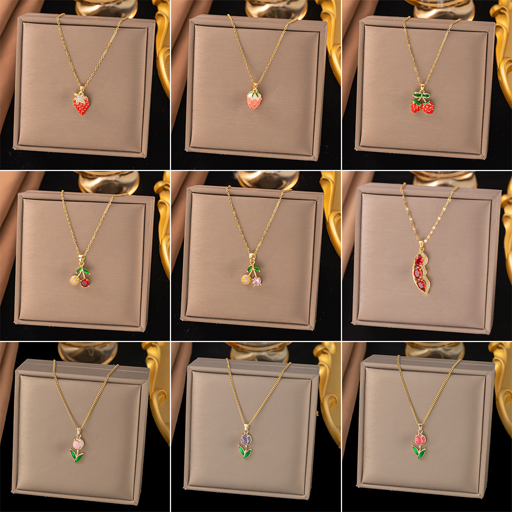 7g Weight 0.03µm-0.05µm Gold Plating Thickness Electroplating Gold Plating Process PVD Coated Real Gold Plated Star Heart Shape Flower Titanium Steel Sweet Classic Style Waterproof Non Tarnish Titanium Steel Pendant Necklace