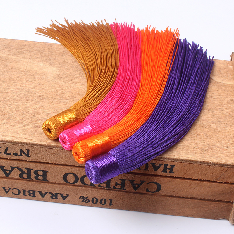 Factory Direct Sales Tassel Ears High-End Tassel Small Ears Chinese Knot Tassel Pendant Ears Creative Gift Ears