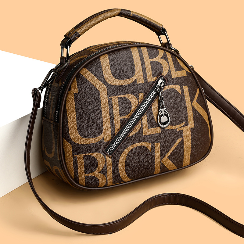 도매 대용량 국경 가방 여성의 새로운 패션 간단한 유행 어깨 가방 통근 올 매치 어깨 크로스 바디 백