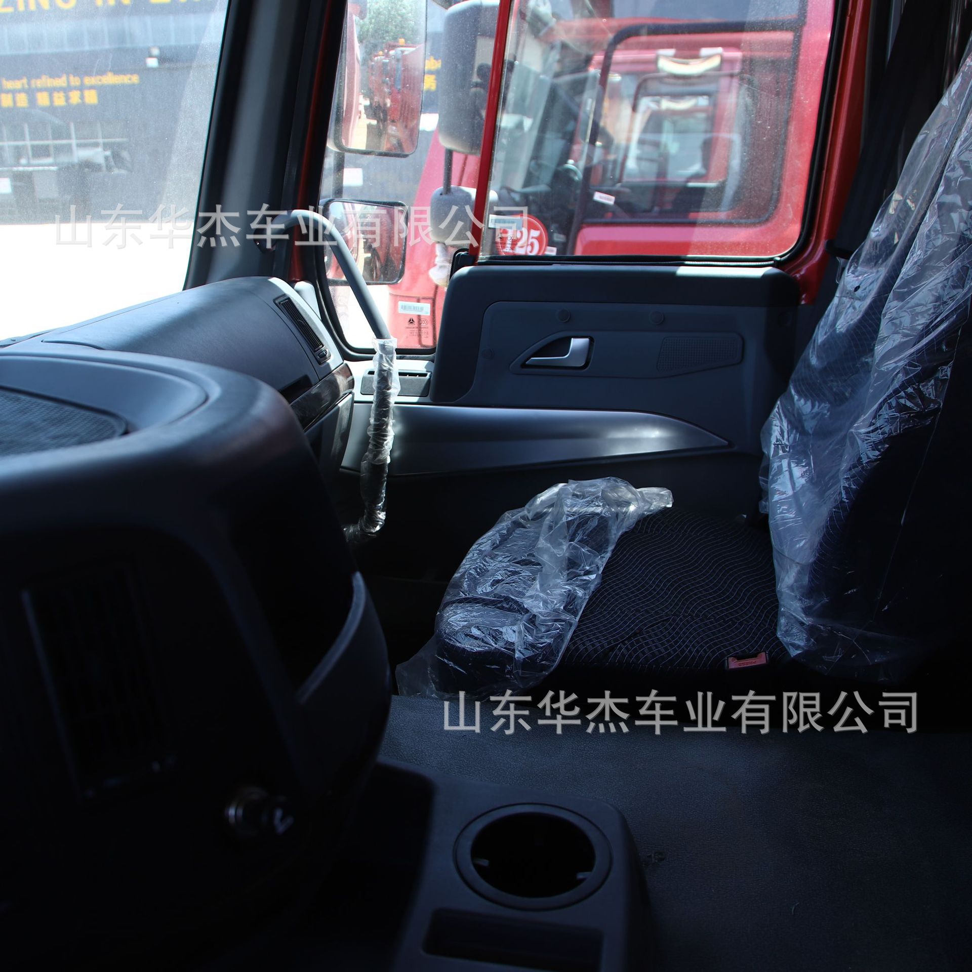 Brand new HOWO dump truck, 10-wheel dump truck, construction vehicle, muck truck, truck, trailer