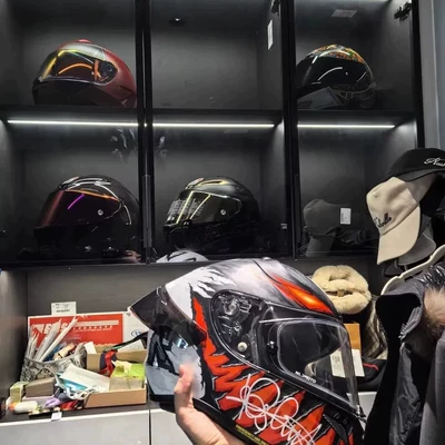 Superman, Minion, Alien-Style Wind Deflector, Motorcycle tail