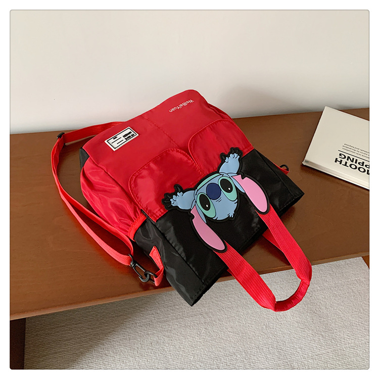 A new, versatile, large-capacity single-shoulder crossbody bag with a cute and girlish heart for student tutoring in the Korean version of Instagram undefined