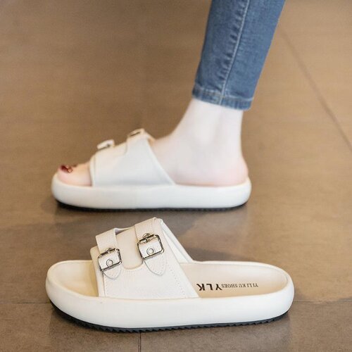 Thick-soled women's summer outdoor sandals 2025 new style, feel like stepping on the soft ground, flat beach sandals for outdoor leisure, one-piece open-toe sandals