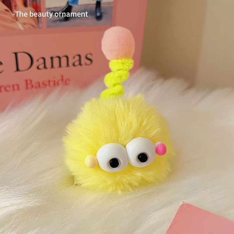 かわいい毛玉のヘアピンの大きい目の醜い萌えます。|undefined